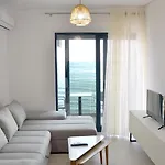 Seaside Apartment 27, Rana E Hedhun